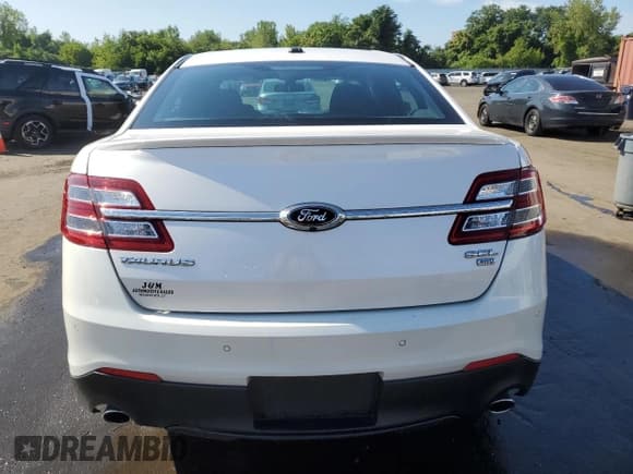 ✅ 2018 Ford Taurus SEL • VIN: 1FAHP2H82JG119249 • Lot: 67040155. Listed on Copart with 136,285 mi. Free auction sales archive from the USA and detailed vehicle history report at DreamBid. Image 6.
