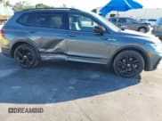 ✅ 2023 Volkswagen Tiguan SE R-Line Black • VIN: 3VV8B7AXXPM135092 • Лот: 43730825. Опубликован ранее на IAAI с пробегом 28 122 миль. Бесплатный доступ к архиву аукционных продаж из США и подробный отчёт об истории автомобиля на DreamBid. Изображение 6.