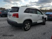 ✅ 2013 Kia Sorento EX • VIN: 5XYKUCA65DG323297 • Lot: 90975965. Listed on Copart with Not provided. Free auction sales archive from the USA and detailed vehicle history report at DreamBid. Image 3.