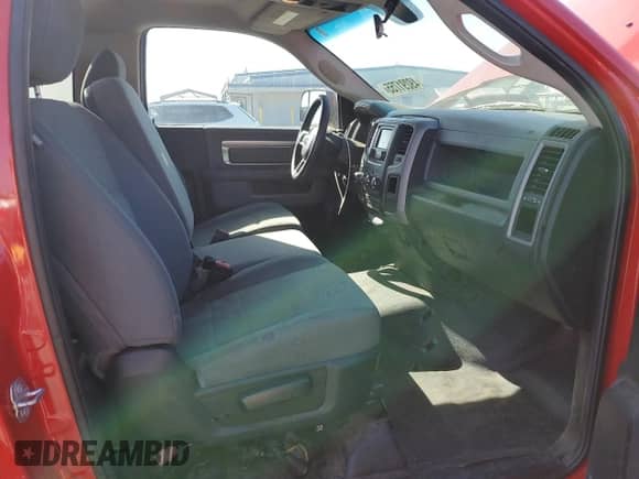 2017 Ram 1500 Tradesman с VIN 3C6JR6DG3HG687011, выставлен на аукционе Copart как лот 49291755 с пробегом 70 647 миль миль и Чистый • Clean title. История ставок и продаж доступна на DreamBid. Изображение 10.