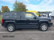 ✅ 2016 Jeep Patriot Sport SE • VIN: 1C4NJRBB3GD580126 • Lot: 43401890. Listed on IAAI with 281,192 mi. Free auction sales archive from the USA and detailed vehicle history report at DreamBid. Image 13.