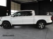 ✅ 2017 Honda Ridgeline RTS • VIN: 5FPYK3F4XHB022956 • Лот: 87277795. Опубликован ранее на Copart с пробегом 84 866 миль. Бесплатный доступ к архиву аукционных продаж из США и подробный отчёт об истории автомобиля на DreamBid. Изображение 4.