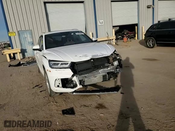 ✅ 2018 Audi Q5 Premium Plus • VIN: WA1BNAFY8J2241298 • Lot: 85094624. Listed on Copart with 41,152 mi. Free auction sales archive from the USA and detailed vehicle history report at DreamBid. Image 12.