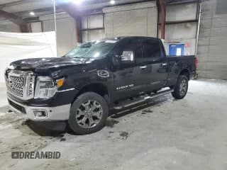 ✅ 2018 Nissan Titan Platinum Reserve • VIN: 1N6BA1F41JN550637 • Lot: 64829755. Wystawiony na Copart z przebiegiem 55 538 mil. Bezpłatny archiwum sprzedaży aukcyjnych z USA i szczegółowy raport historii pojazdu na DreamBid. Zdjęcie 1.