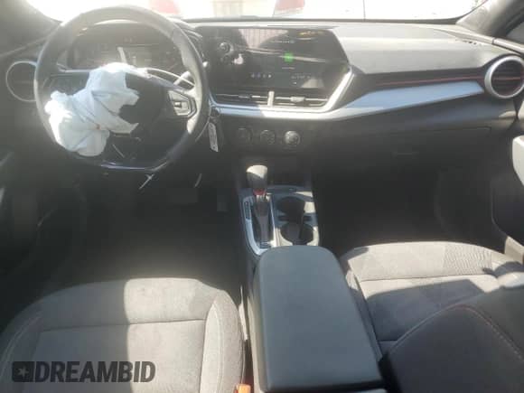 2025 Chevrolet Trax 1RS с VIN KL77LGEP9SC156914, выставлен на аукционе Copart как лот 84253015 с пробегом 6 925 миль миль и Списание • Salvage title. История ставок и продаж доступна на DreamBid. Изображение 8.