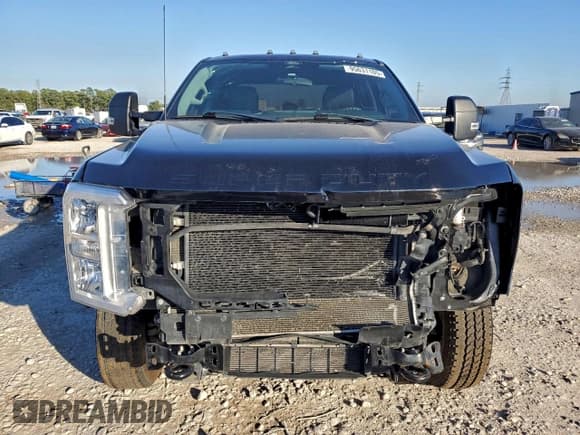 ✅ 2024 Ford F-350 XLT • VIN: 1FT8W3DT2REC47074 • Лот: 95631105. Опубликован ранее на Copart с пробегом 42 547 миль. Бесплатный доступ к архиву аукционных продаж из США и подробный отчёт об истории автомобиля на DreamBid. Изображение 5.