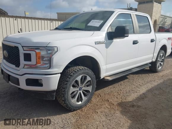 ✅ 2019 Ford F-150 XL • VIN: 1FTEW1EP6KKD49574 • Lot: 42735389. Wystawiony na IAAI z przebiegiem 60 605 mil. Bezpłatny archiwum sprzedaży aukcyjnych z USA i szczegółowy raport historii pojazdu na DreamBid. Zdjęcie 17.