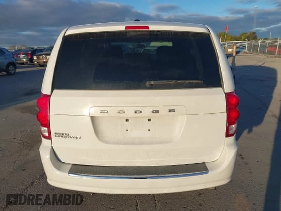✅ 2015 Dodge Grand Caravan SE • VIN: 2C4RDGBG7FR512626 • Lot: 43504824. Wystawiony na IAAI z przebiegiem 157 725 mil. Bezpłatny archiwum sprzedaży aukcyjnych z USA i szczegółowy raport historii pojazdu na DreamBid. Zdjęcie 16.