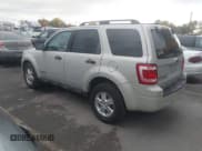 ✅ 2008 Ford Escape XLT • VIN: 1FMCU03Z28KE76581 • Лот: 43547198. Опубликован ранее на IAAI с пробегом 220 352 миль. Бесплатный доступ к архиву аукционных продаж из США и подробный отчёт об истории автомобиля на DreamBid. Изображение 3.