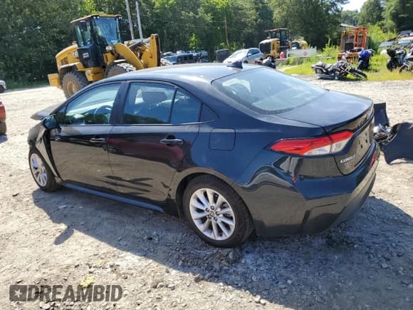 ✅ 2022 Toyota Corolla LE • VIN: 5YFVPMAE3NP322907 • Lot: 65892535. Listed on Copart with 66,142 mi. Free auction sales archive from the USA and detailed vehicle history report at DreamBid. Image 2.