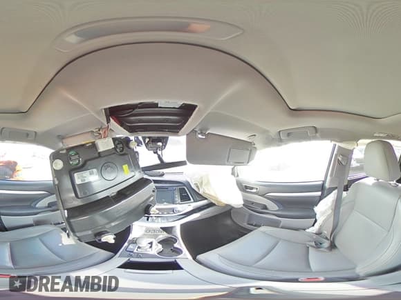 ✅ 2017 Toyota Highlander Hybrid XLE • VIN: 5TDJGRFH9HS031676 • Lot: 43120525. Listed on Copart with Not provided. Free auction sales archive from the USA and detailed vehicle history report at DreamBid. Image 13.