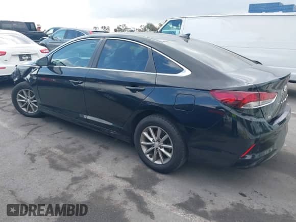 2019 Hyundai Sonata SE z VIN 5NPE24AF0KH741670, wystawiony jako IAAI lot #43187812 z przebiegiem 255 586 mil mil oraz . Historia ofert i sprzedaży dostępna na DreamBid. Obrazek 3.