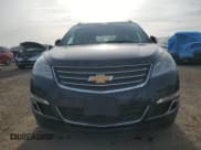 ✅ 2017 Chevrolet Traverse LT • VIN: 1GNKVGKD8HJ168100 • Lot: 89502715. Wystawiony na Copart z przebiegiem 196 965 mil. Bezpłatny archiwum sprzedaży aukcyjnych z USA i szczegółowy raport historii pojazdu na DreamBid. Zdjęcie 5.