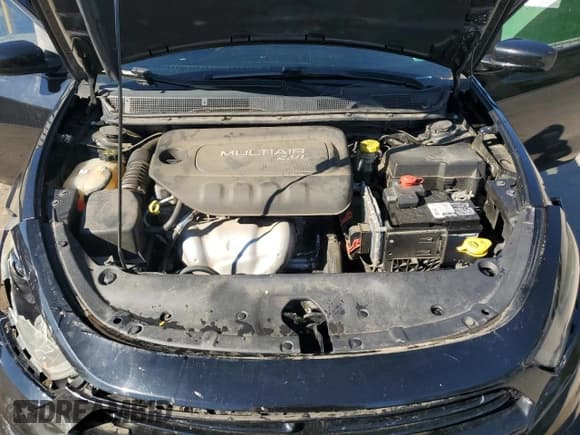 ✅ 2016 Dodge Dart SXT • VIN: 1C3CDFBB2GD570589 • Лот: 85390145. Опубликован ранее на Copart с пробегом 126 583 миль. Бесплатный доступ к архиву аукционных продаж из США и подробный отчёт об истории автомобиля на DreamBid. Изображение 11.