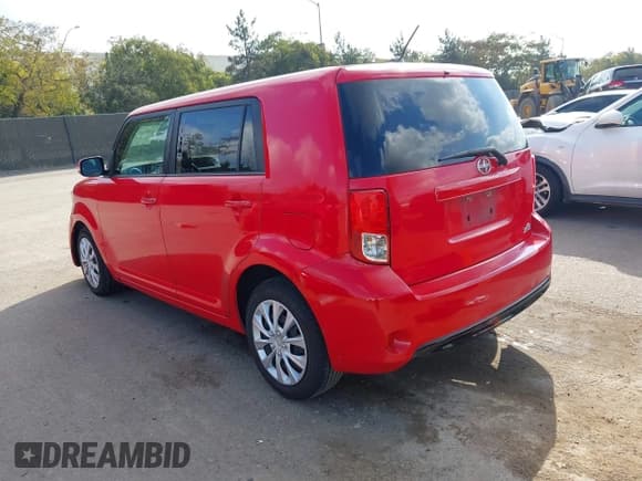 ✅ 2013 Scion xB • VIN: JTLZE4FE3DJ036627 • Lot: 43839173. Wystawiony na IAAI z przebiegiem 227 236 mil. Bezpłatny archiwum sprzedaży aukcyjnych z USA i szczegółowy raport historii pojazdu na DreamBid. Zdjęcie 3.