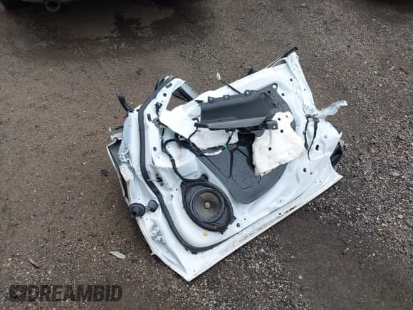 ✅ 2018 GMC Acadia SLT • VIN: 1GKKNMLS5JZ246851 • Lot: 42214757. Listed on IAAI with 66,224 mi. Free auction sales archive from the USA and detailed vehicle history report at DreamBid. Image 11.