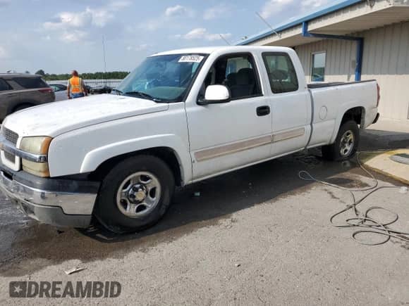 2004 Chevrolet Silverado 1500 LS with VIN 2GCEC19V041203546, listed as a Copart auction lot 80178525 with 454,830 mi miles and Salvage title. Bid and sale history available at DreamBid. Image 1.
