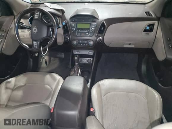 2015 Hyundai Tucson SE z VIN KM8JUCAG0FU067331, wystawiony jako Copart lot #61883563 z przebiegiem 85 280 mil mil oraz . Historia ofert i sprzedaży dostępna na DreamBid. Obrazek 8.