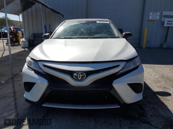 ✅ 2020 Toyota Camry XSE • VIN: 4T1K61AK0LU322076 • Lot: 52096915. Wystawiony na Copart z przebiegiem 94 436 mil. Bezpłatny archiwum sprzedaży aukcyjnych z USA i szczegółowy raport historii pojazdu na DreamBid. Zdjęcie 5.