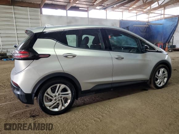 ✅ 2023 Chevrolet Bolt EV 1LT • VIN: 1G1FW6S0XP4149083 • Lot: 83863054. Wystawiony na Copart z przebiegiem 29 402 mil. Bezpłatny archiwum sprzedaży aukcyjnych z USA i szczegółowy raport historii pojazdu na DreamBid. Zdjęcie 3.