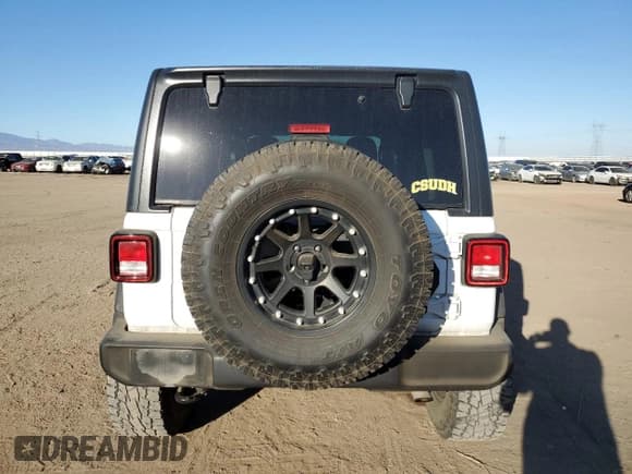 ✅ 2019 Jeep Wrangler Unlimited Sport S • VIN: 1C4HJXDG1KW532972 • Lot: 82453845. Listed on Copart with 81,572 mi. Free auction sales archive from the USA and detailed vehicle history report at DreamBid. Image 6.