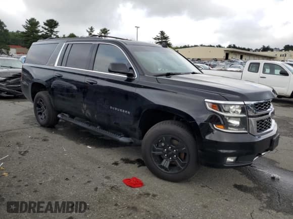 ✅ 2017 Chevrolet Suburban LT • VIN: 1GNSKHKC6HR280854 • Lot: 67814074. Wystawiony na Copart z przebiegiem Nie podano. Bezpłatny archiwum sprzedaży aukcyjnych z USA i szczegółowy raport historii pojazdu na DreamBid. Zdjęcie 4.