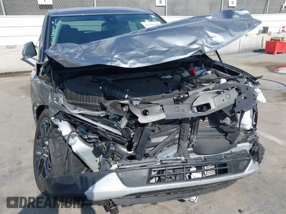 ✅ 2025 Chevrolet Blazer LT • VIN: 3GNKBCR47SS102912 • Lot: 42793367. Listed on IAAI with 6,197 mi. Free auction sales archive from the USA and detailed vehicle history report at DreamBid. Image 6.