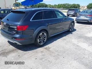 ✅ 2017 Audi allroad A4 Premium Plus • VIN: WA18NAF47HA179108 • Лот: 43506029. Опубликован ранее на IAAI с пробегом 134 260 миль. Бесплатный доступ к архиву аукционных продаж из США и подробный отчёт об истории автомобиля на DreamBid. Изображение 4.