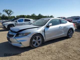 ✅ 2011 Honda Accord EX-L • VIN: 1HGCS2B8XBA003881 • Lot: 81840635. Wystawiony na Copart z przebiegiem 237 086 mil. Bezpłatny archiwum sprzedaży aukcyjnych z USA i szczegółowy raport historii pojazdu na DreamBid. Zdjęcie 1.