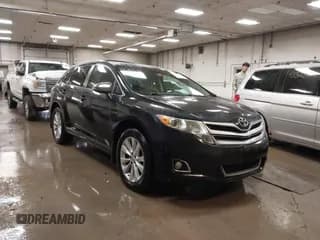 ✅ 2013 Toyota Venza LE • VIN: 4T3BA3BB4DU038256 • Lot: 43523116. Listed on IAAI with 87,362 mi. Free auction sales archive from the USA and detailed vehicle history report at DreamBid. Image 1.