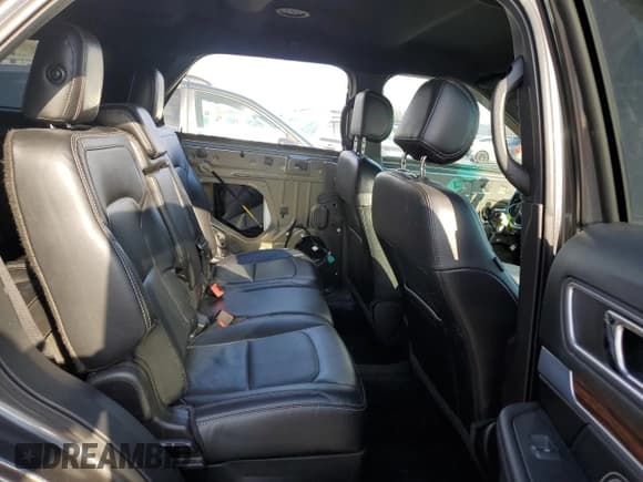 ✅ 2017 Ford Explorer Limited • VIN: 1FM5K8F87HGC39166 • Lot: 92393065. Wystawiony na Copart z przebiegiem 152 289 mil. Bezpłatny archiwum sprzedaży aukcyjnych z USA i szczegółowy raport historii pojazdu na DreamBid. Zdjęcie 11.