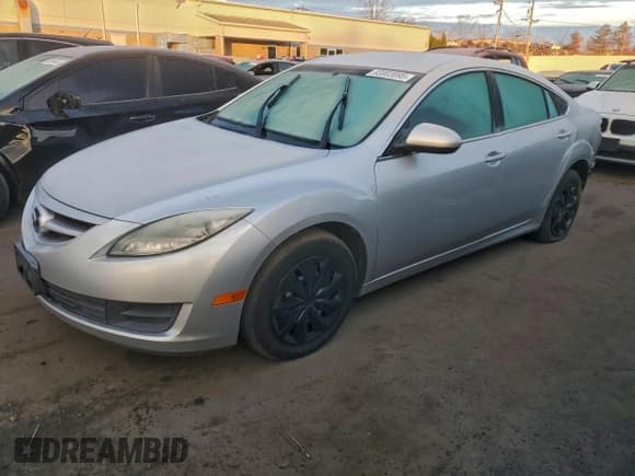 ✅ 2010 Mazda 6 i Sport • VIN: 1YVHZ8BH8A5M22087 • Лот: 93903895. Опубликован ранее на Copart с пробегом 133 090 миль. Бесплатный доступ к архиву аукционных продаж из США и подробный отчёт об истории автомобиля на DreamBid. Изображение 1.