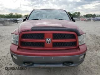 ✅ 2009 Dodge 1500 SLT • VIN: 1D3HV13T69J530052 • Lot: 56421075. Wystawiony na Copart z przebiegiem 133 816 mil. Bezpłatny archiwum sprzedaży aukcyjnych z USA i szczegółowy raport historii pojazdu na DreamBid. Zdjęcie 5.