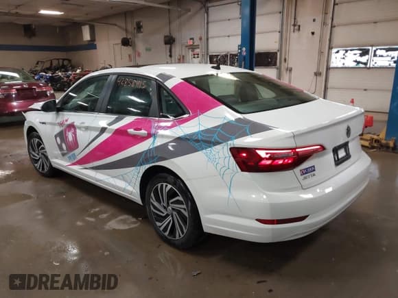 ✅ 2021 Volkswagen Jetta SEL • VIN: 3VWE57BU9MM099899 • Лот: 42858415. Опубликован ранее на IAAI с пробегом 136 838 миль. Бесплатный доступ к архиву аукционных продаж из США и подробный отчёт об истории автомобиля на DreamBid. Изображение 3.