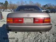 ✅ 1993 Lexus LS • VIN: JT8UF11E3P0155716 • Лот: 83273374. Опубликован ранее на Copart с пробегом 352 180 миль. Бесплатный доступ к архиву аукционных продаж из США и подробный отчёт об истории автомобиля на DreamBid. Изображение 6.