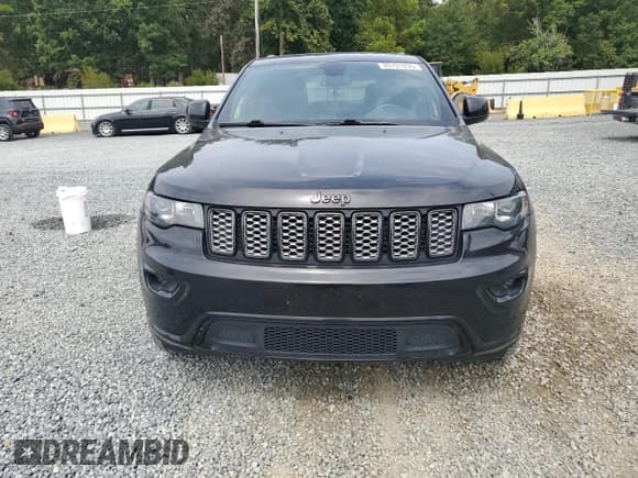 ✅ 2019 Jeep Grand Cherokee Altitude • VIN: 1C4RJFAG5KC659857 • Lot: 80781235. Wystawiony na Copart z przebiegiem 101 398 mil. Bezpłatny archiwum sprzedaży aukcyjnych z USA i szczegółowy raport historii pojazdu na DreamBid. Zdjęcie 5.