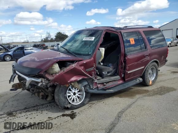 ✅ 2001 Ford Expedition XLT • VIN: 1FMPU16L41LB79472 • Лот: 49323065. Опубликован ранее на Copart с пробегом Не указан. Бесплатный доступ к архиву аукционных продаж из США и подробный отчёт об истории автомобиля на DreamBid. Изображение 1.