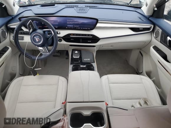 ✅ 2025 Buick Enclave Avenir • VIN: 5GAEVCRSXSJ108766 • Lot: 90262985. Listed on Copart with 22,408 mi. Free auction sales archive from the USA and detailed vehicle history report at DreamBid. Image 8.