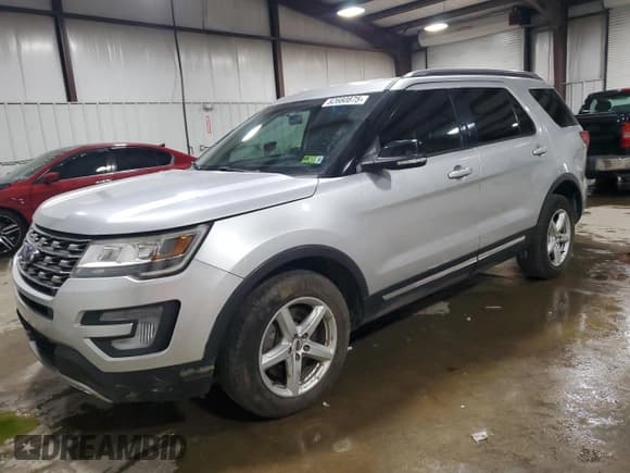 ✅ 2017 Ford Explorer XLT • VIN: 1FM5K8D88HGE01860 • Лот: 82680875. Опубликован ранее на Copart с пробегом 102 717 миль. Бесплатный доступ к архиву аукционных продаж из США и подробный отчёт об истории автомобиля на DreamBid. Изображение 1.