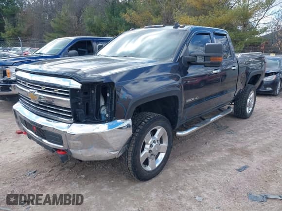 ✅ 2016 Chevrolet Silverado 2500HD Work Truck • VIN: 1GC2KUEG2GZ281935 • Lot: 41878819. Wystawiony na IAAI z przebiegiem 147 058 mil. Bezpłatny archiwum sprzedaży aukcyjnych z USA i szczegółowy raport historii pojazdu na DreamBid. Zdjęcie 22.