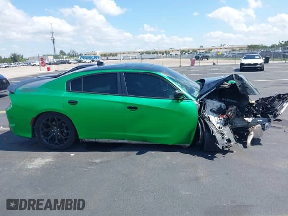 ✅ 2015 Dodge Charger Road/Track • VIN: 2C3CDXCT6FH777503 • Лот: 42299209. Опубликован ранее на IAAI с пробегом 116 006 миль. Бесплатный доступ к архиву аукционных продаж из США и подробный отчёт об истории автомобиля на DreamBid. Изображение 14.