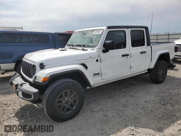 ✅ 2024 Jeep Gladiator Sport S • VIN: 1C6HJTAG3RL102795 • Lot: 52295895. Wystawiony na Copart z przebiegiem 1 663 mil. Bezpłatny archiwum sprzedaży aukcyjnych z USA i szczegółowy raport historii pojazdu na DreamBid. Zdjęcie 1.