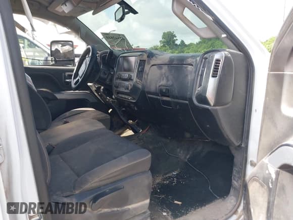 ✅ 2018 Chevrolet Silverado 2500HD LT • VIN: 1GC1KVEY0JF208002 • Лот: 42542810. Опубликован ранее на IAAI с пробегом 104 359 миль. Бесплатный доступ к архиву аукционных продаж из США и подробный отчёт об истории автомобиля на DreamBid. Изображение 5.