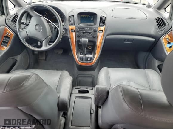 ✅ 2000 Lexus RX 300 • VIN: JT6GF10U7Y0069597 • Lot: 85572795. Wystawiony na Copart z przebiegiem 211 535 mil. Bezpłatny archiwum sprzedaży aukcyjnych z USA i szczegółowy raport historii pojazdu na DreamBid. Zdjęcie 8.