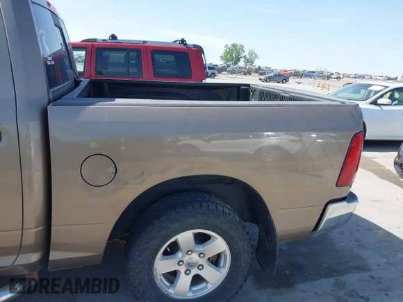 2010 Dodge 1500 ST с VIN 1D7RB1CT5AS247538, выставлен на аукционе IAAI как лот 42264745 с пробегом 148 063 миль миль и . История ставок и продаж доступна на DreamBid. Изображение 19.