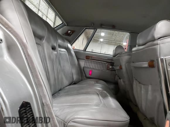 ✅ 1980 Cadillac Seville • VIN: 6S69NAE688845 • Lot: 78749194. Listed on Copart with 66,974 mi. Free auction sales archive from the USA and detailed vehicle history report at DreamBid. Image 10.