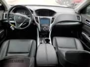 ✅ 2019 Acura TLX • VIN: 19UUB2F36KA005761 • Lot: 92760995. Wystawiony na Copart z przebiegiem 128 844 mil. Bezpłatny archiwum sprzedaży aukcyjnych z USA i szczegółowy raport historii pojazdu na DreamBid. Zdjęcie 8.