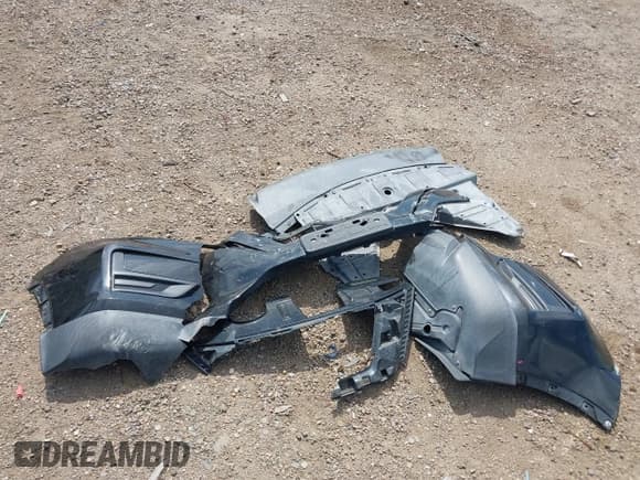 ✅ 2018 Nissan Rogue SV • VIN: KNMAT2MT8JP568808 • Lot: 43038604. Listed on IAAI with 105,861 mi. Free auction sales archive from the USA and detailed vehicle history report at DreamBid. Image 12.