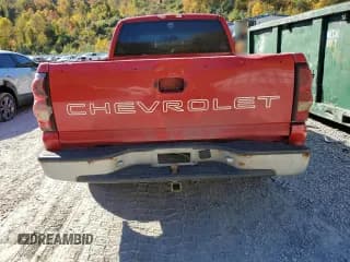 ✅ 2006 Chevrolet Silverado 1500 LS • VIN: 1GCEC19X26Z256065 • Лот: 75934124. Опубликован ранее на Copart с пробегом Не указан. Бесплатный доступ к архиву аукционных продаж из США и подробный отчёт об истории автомобиля на DreamBid. Изображение 6.