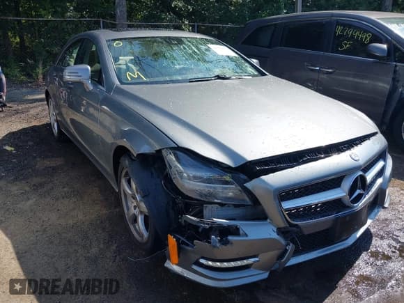 ✅ 2013 Mercedes-Benz CLS 550 • VIN: WDDLJ9BB9DA084905 • Лот: 42860271. Опубликован ранее на IAAI с пробегом 112 720 миль. Бесплатный доступ к архиву аукционных продаж из США и подробный отчёт об истории автомобиля на DreamBid. Изображение 6.